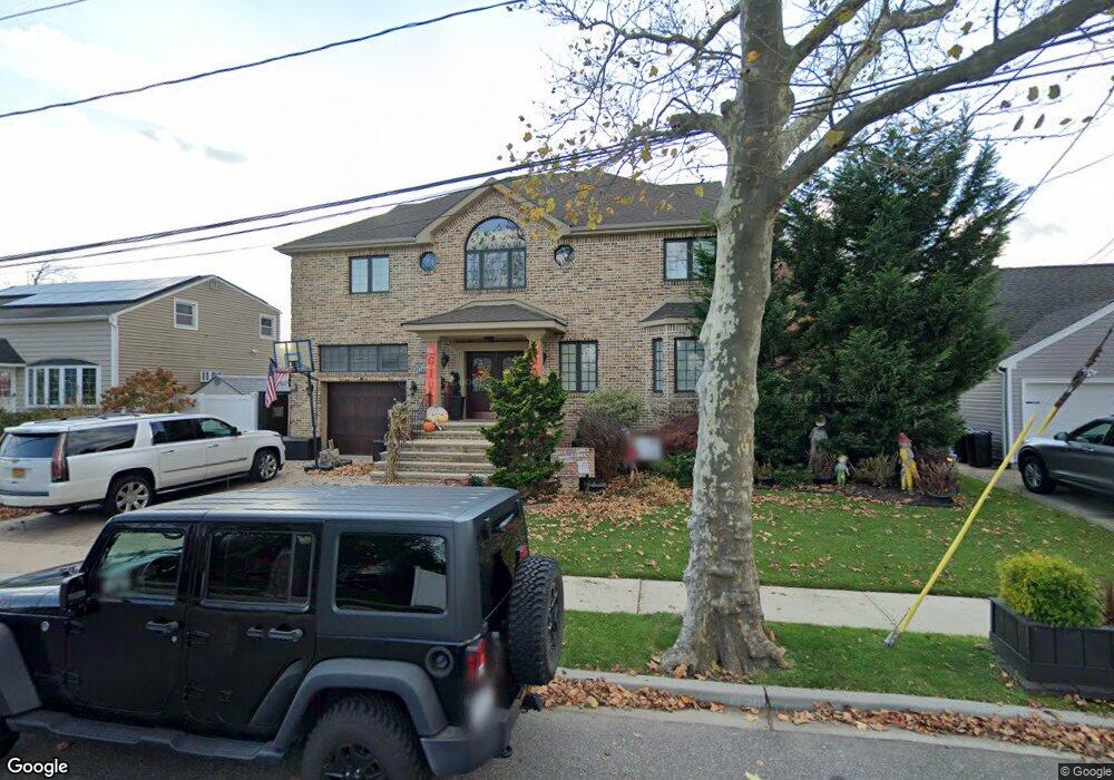 3030 Tinker Dr, Oceanside, NY 11572 - photo 1