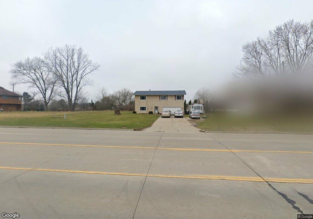 1149 N Linden Rd, Flint, MI 48532 - photo 1