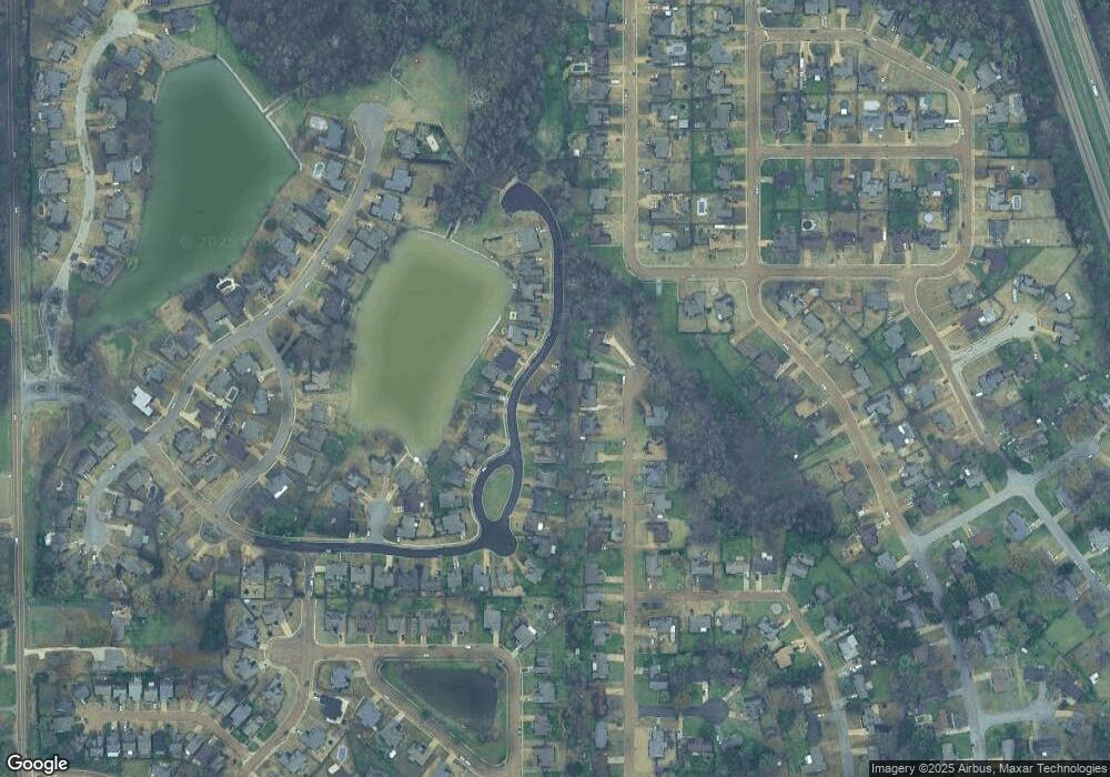 1220 Cross Creek Dr E, Hernando, MS 38632 - photo 1