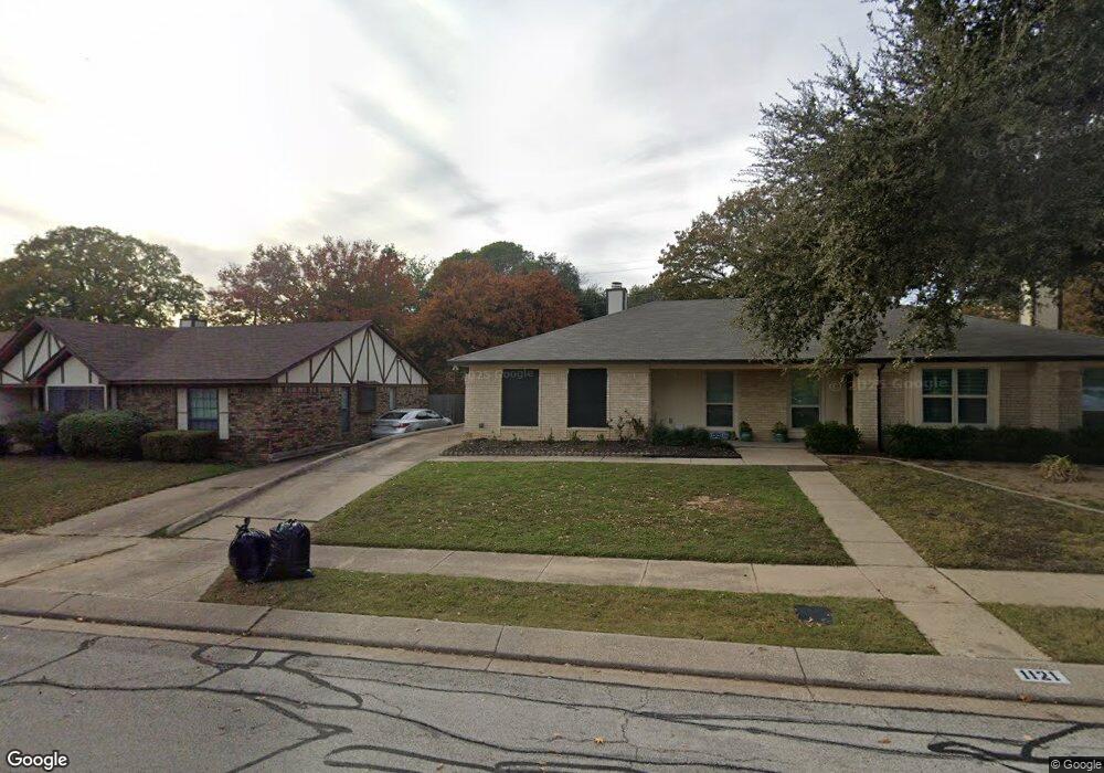 1117 Highpoint Rd, Bedford, TX 76022 - photo 1