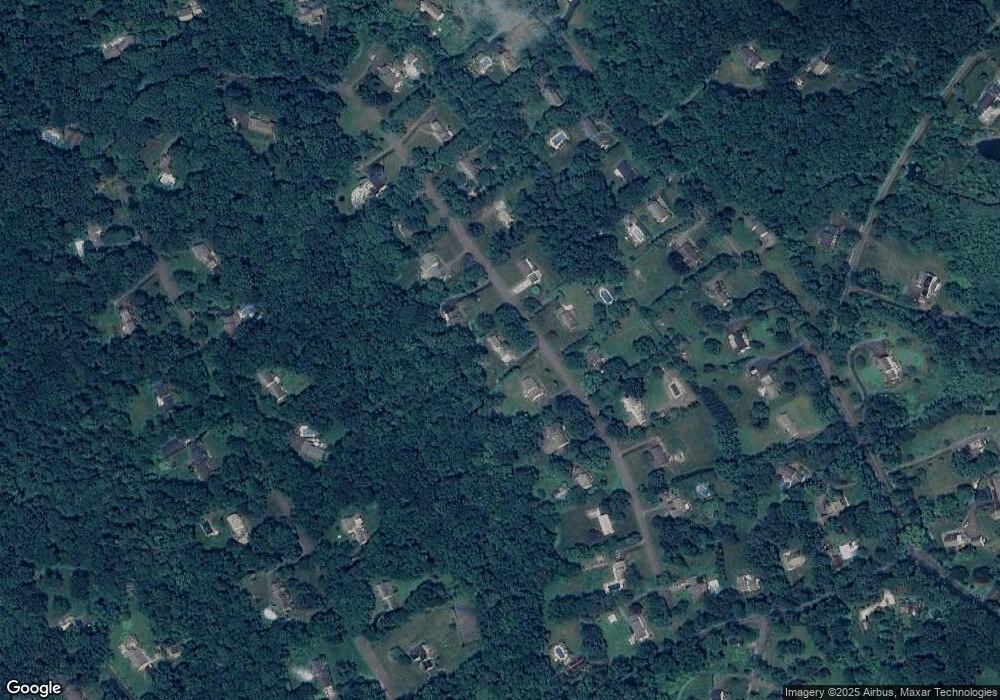 13 Brookwood Dr, Newtown, CT 06470 - photo 1