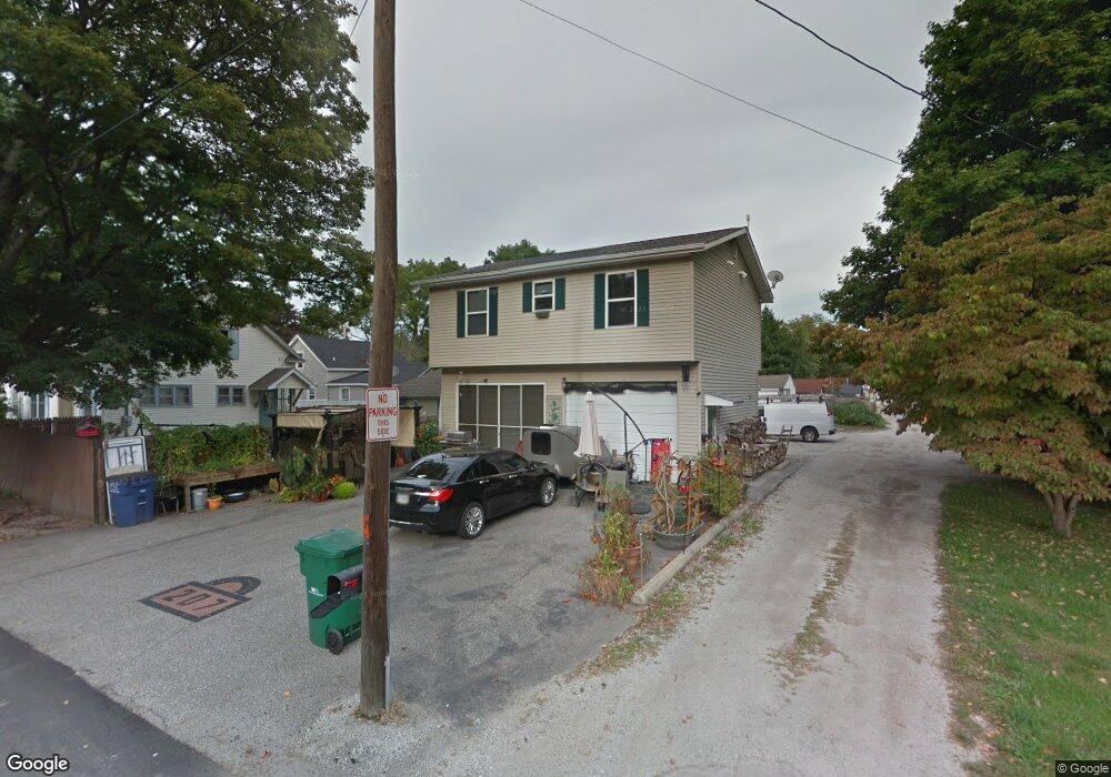 207 Wabash Ave, La Porte, IN 46350 - photo 1