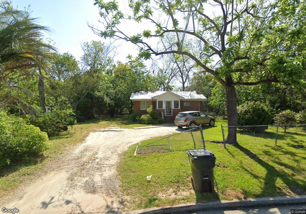 1307 Mclean St, Douglas, GA 31533 - photo 1