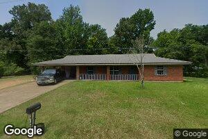 110 Lee Cir, Natchez, MS 39120