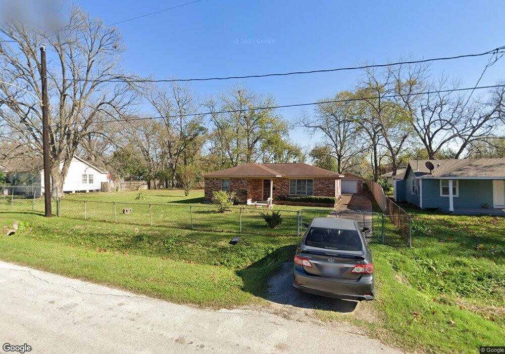 4810 Leffingwell St, Houston, TX 77026 - photo 1