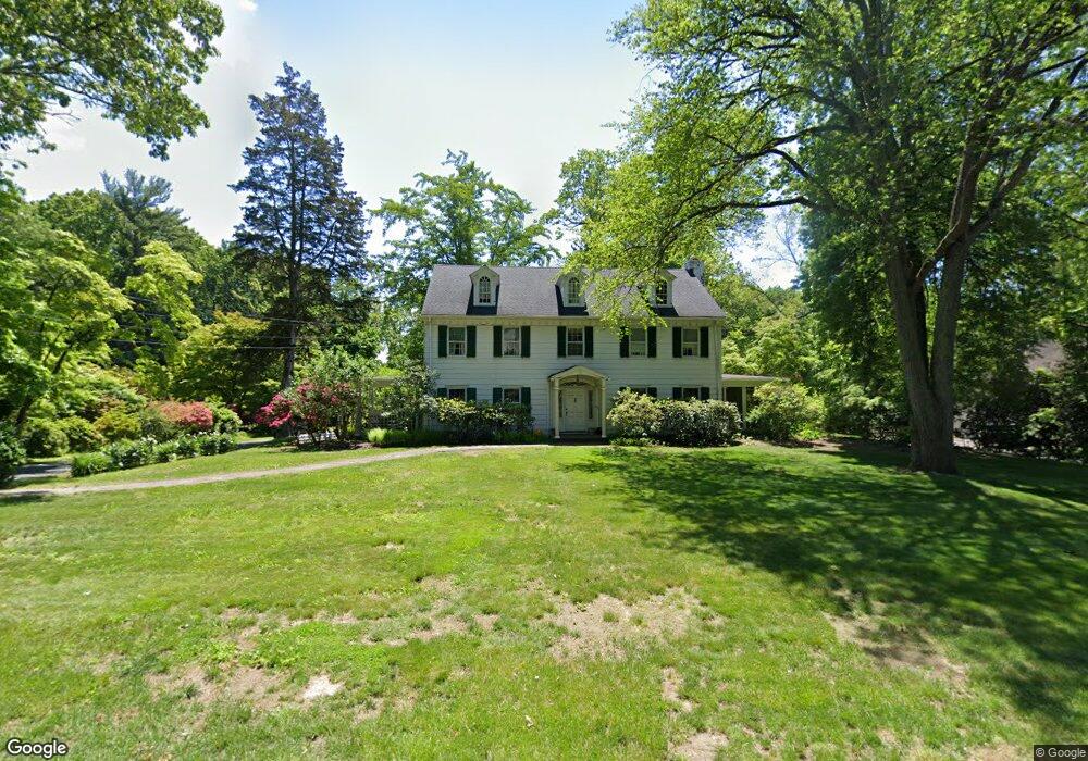 123 Inwood Rd, Fairfield, CT 06825 - photo 1