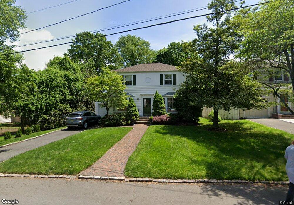 28 Meadowbrook Rd, Short Hills, NJ 07078 - photo 1