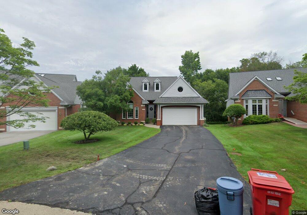 6438 Country Shire Ln unit 2, West Bloomfield, MI 48323 - photo 1