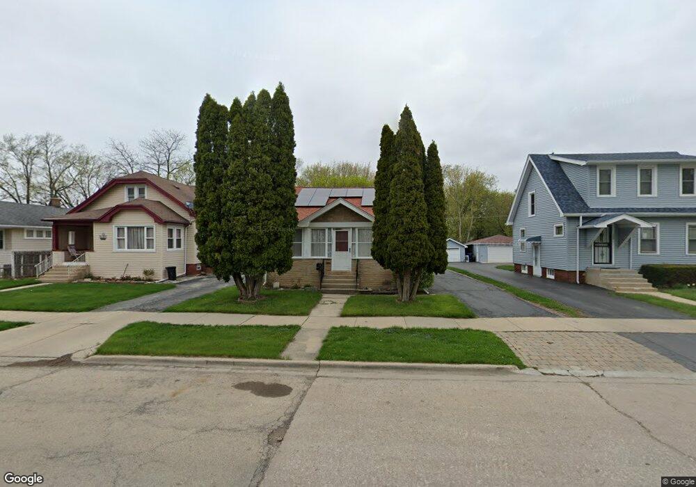 1524 W Monroe St, Waukegan, IL 60085 - photo 1