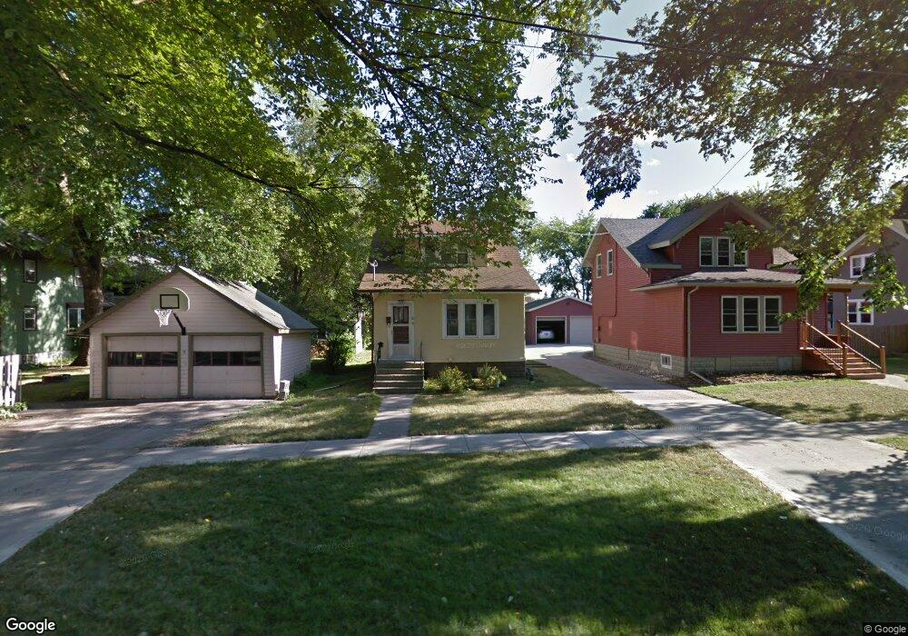 1112 12th Ave S, Fargo, ND 58103 - photo 1