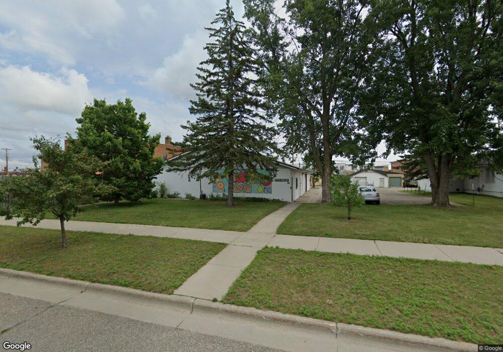 308 Pleasant Ave S, Park Rapids, MN 56470 - photo 1