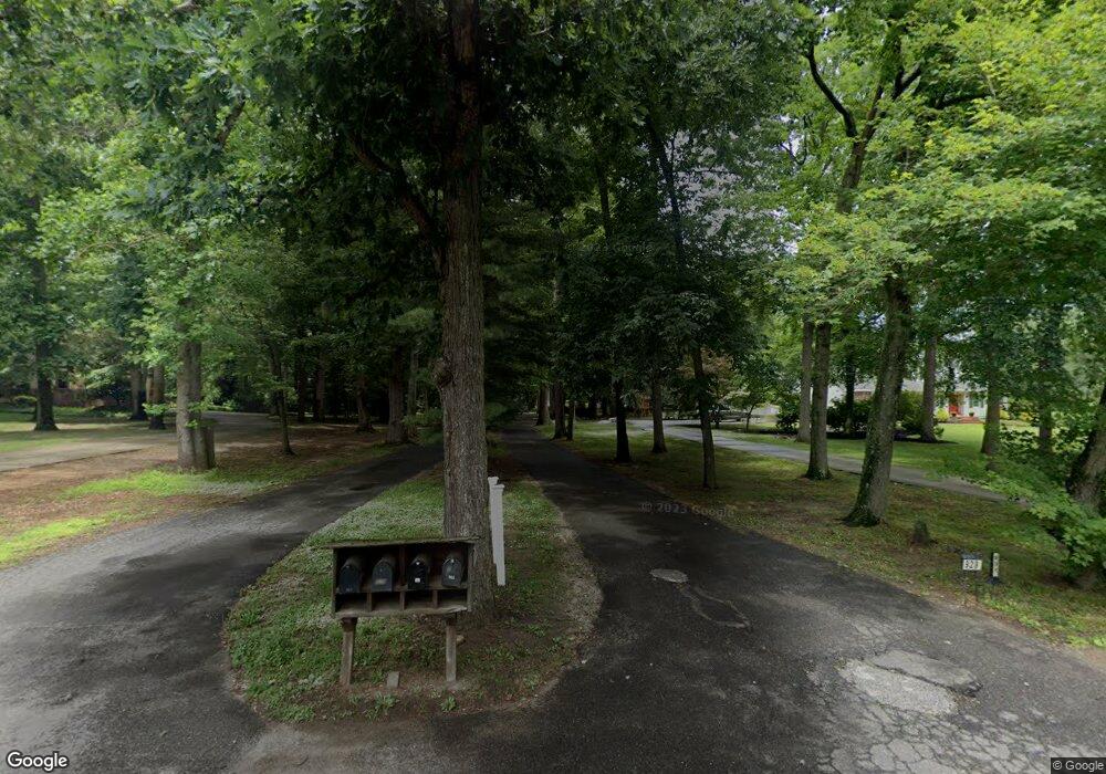 931 Cox Rd unit B, Moorestown, NJ 08057 - photo 1