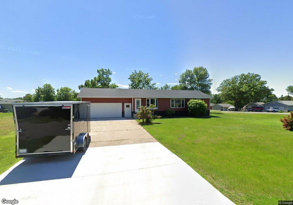 1106 S Darling Dr NW unit NW, Alexandria, MN 56308 - photo 1