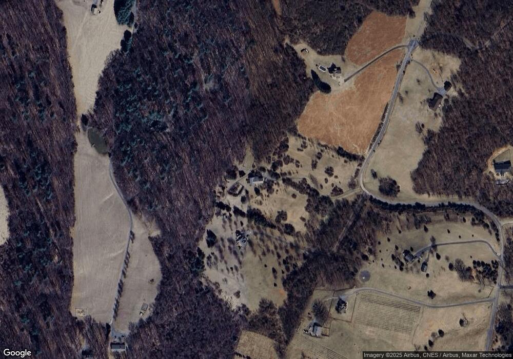 238 Lariat Cir, Staunton, VA 24401 - photo 1