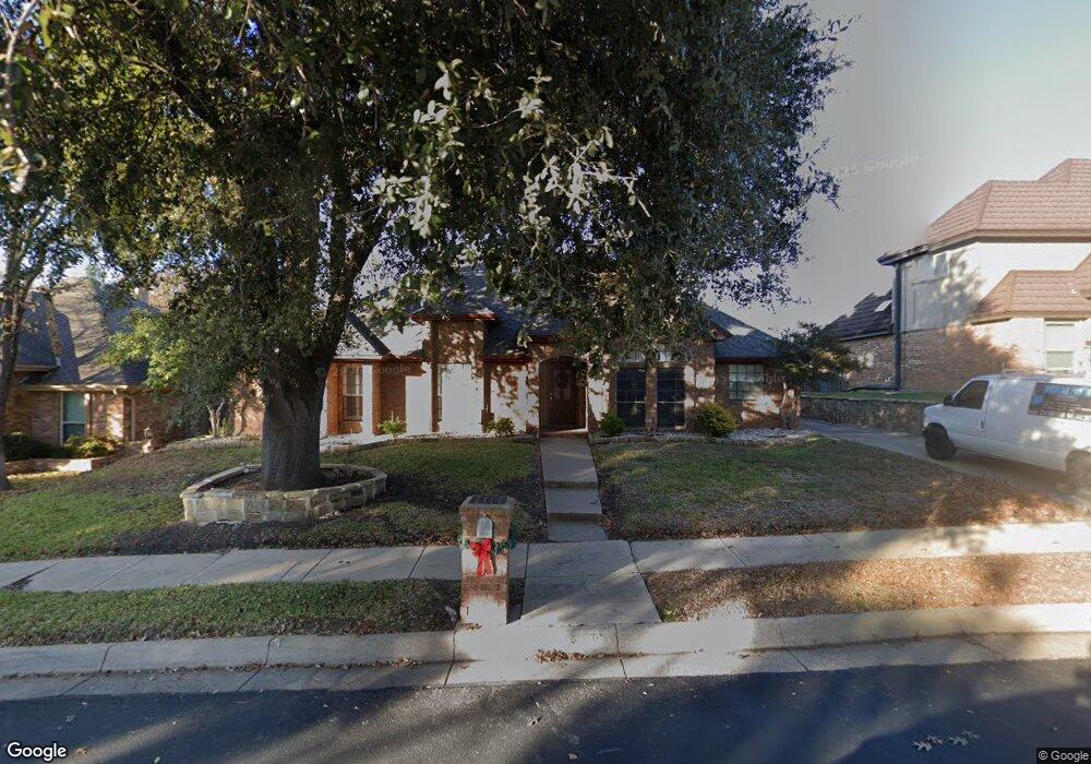 1909 Glenbrook Ct, Bedford, TX 76021 - photo 1