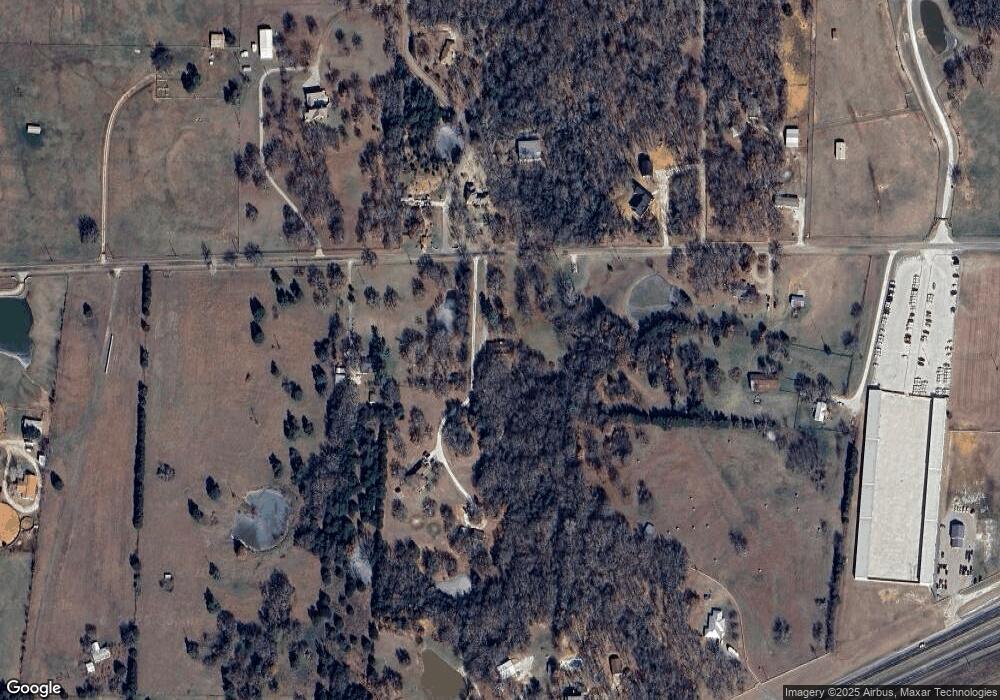 636 Anderson Rd, Whitesboro, TX 76273 - photo 1