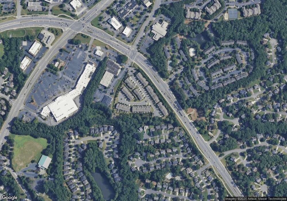 11692 Davenport Ln, Alpharetta, GA 30005 - photo 1