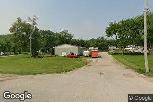 636 N 2nd Ave, Carbon Cliff, IL 61239