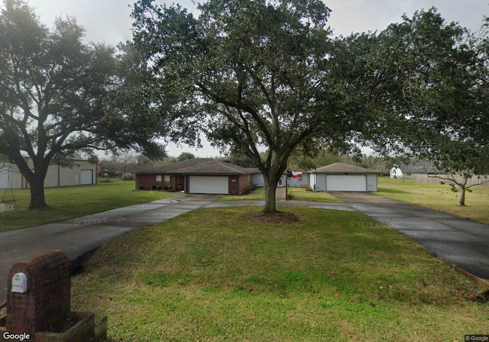 5202 E Zephyr Dr, Alvin, TX 77511 - photo 1