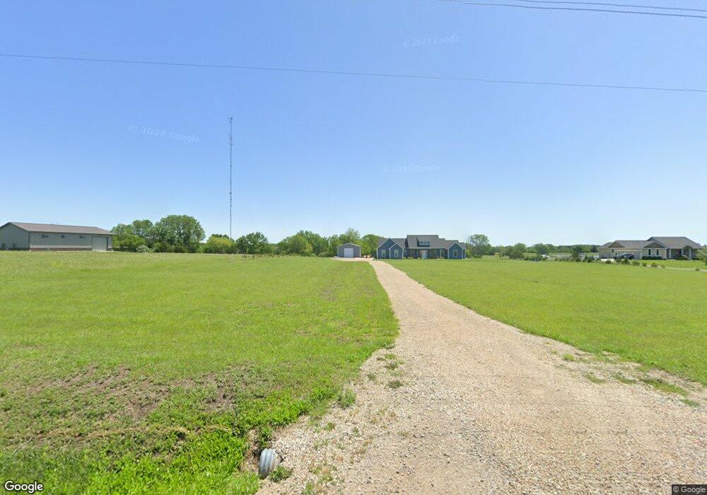 5740 SW Valencia Rd, Topeka, KS 66610 - photo 1