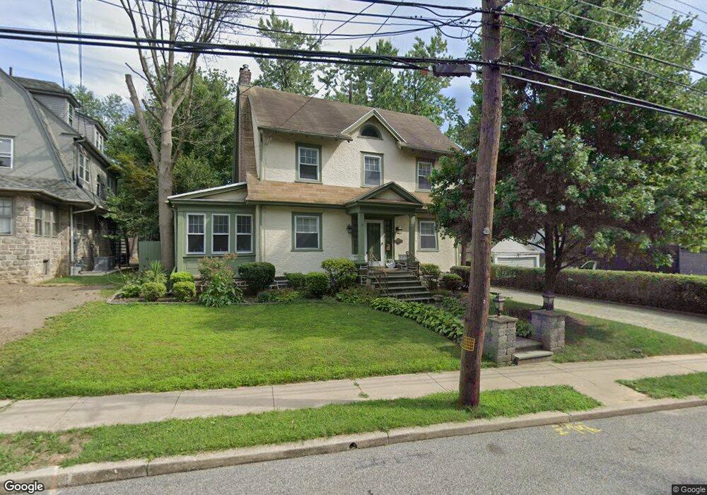 8 W Marshall Rd, Lansdowne, PA 19050 - photo 1
