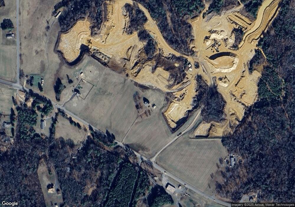 267 Kings Hwy, Colonial Beach, VA 22443 - photo 1