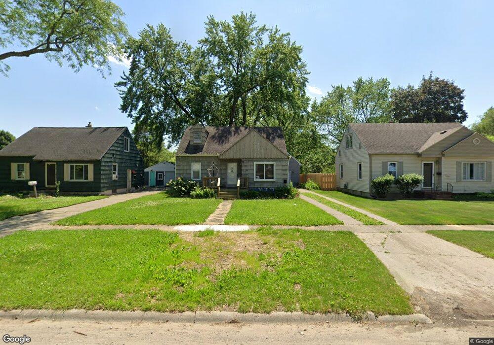 1613 Crestbrook Ln, Flint, MI 48507 - photo 1