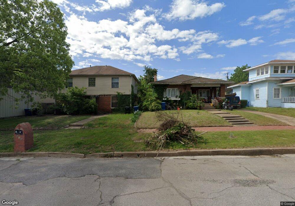 621 W Woodard St, Denison, TX 75020 - photo 1