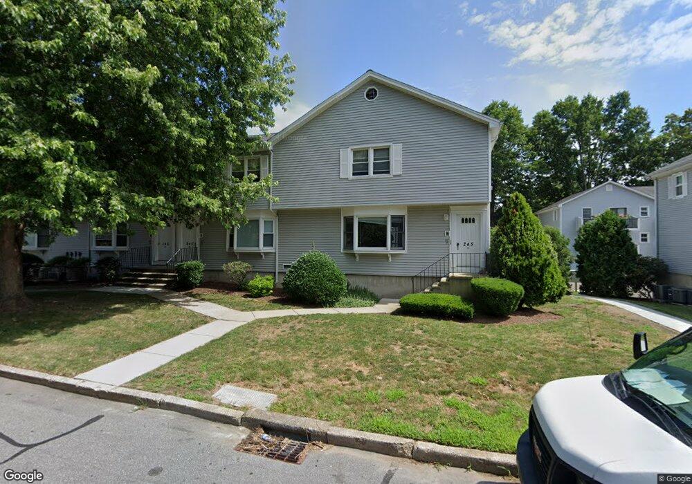 265 Glendale Ave unit E4, Bridgeport, CT 06606 - photo 1