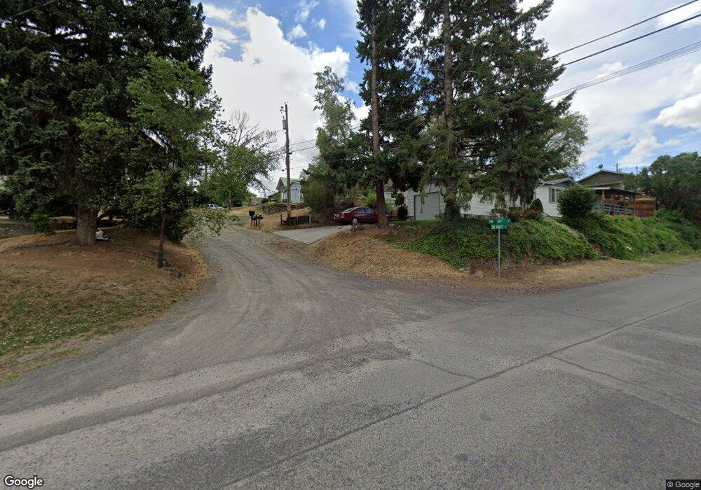 709 SW 14th St, Pendleton, OR 97801 - photo 1