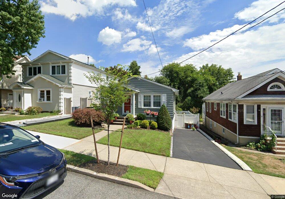 29 Renwick Ave, Staten Island, NY 10301 - photo 1