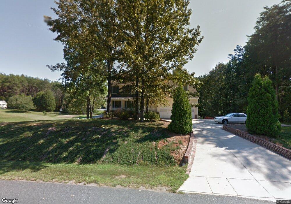 302 Woodfield Dr, Spotsylvania, VA 22553 - photo 1