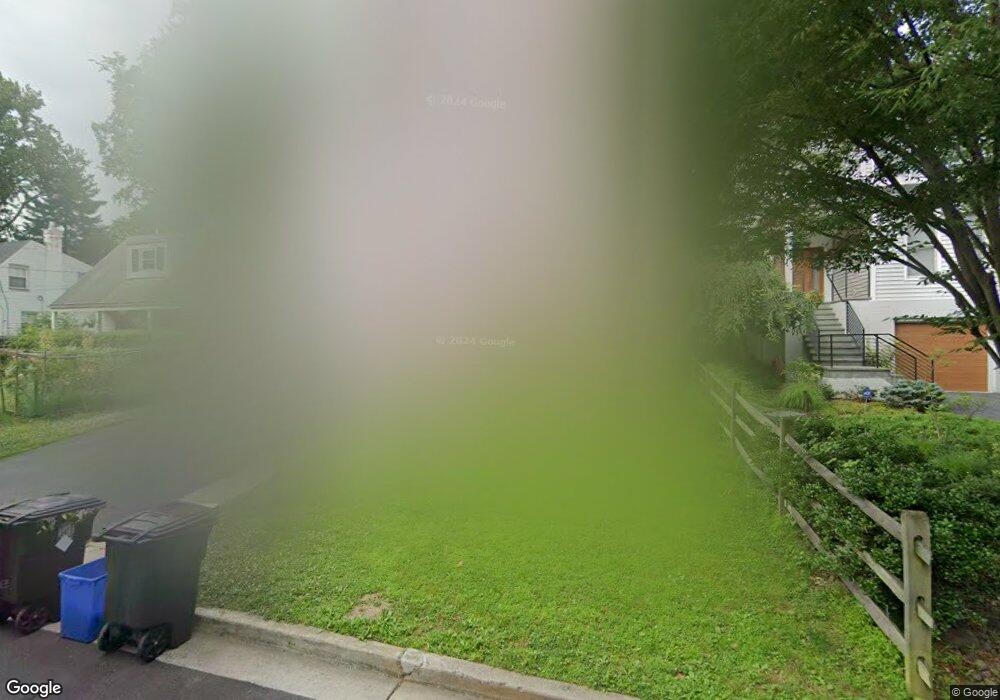 9818 Mcmillan Ave, Silver Spring, MD 20910 - photo 1