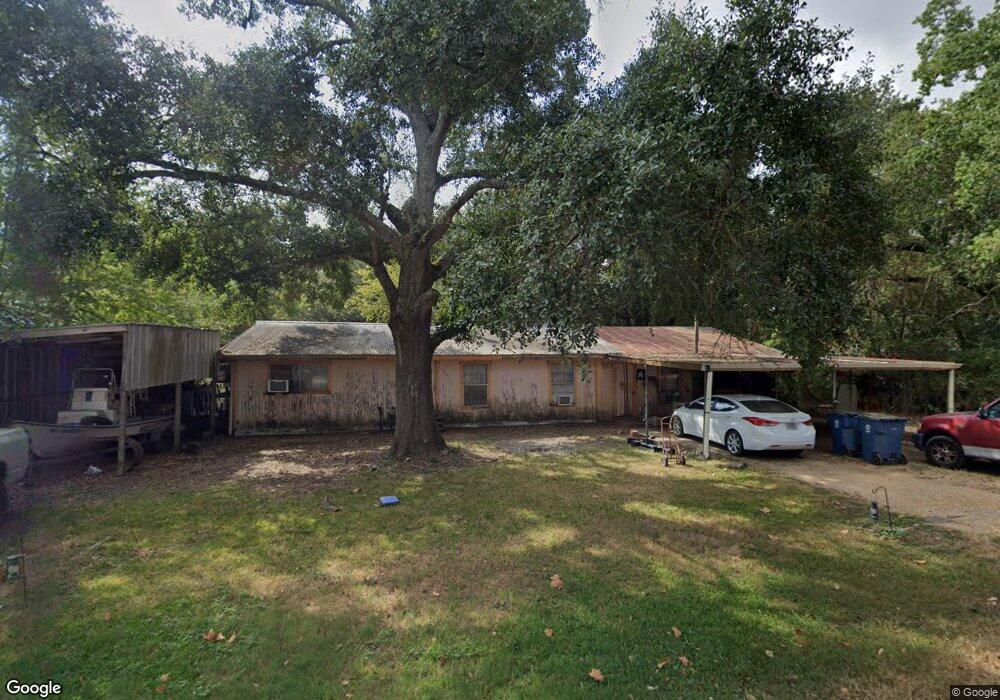 1915 Hall St, Waller, TX 77484 - photo 1
