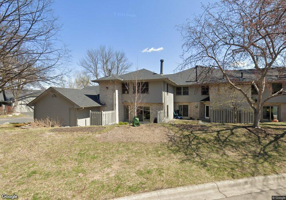 18745 Clear View Ln, Minnetonka, MN 55345 - photo 1