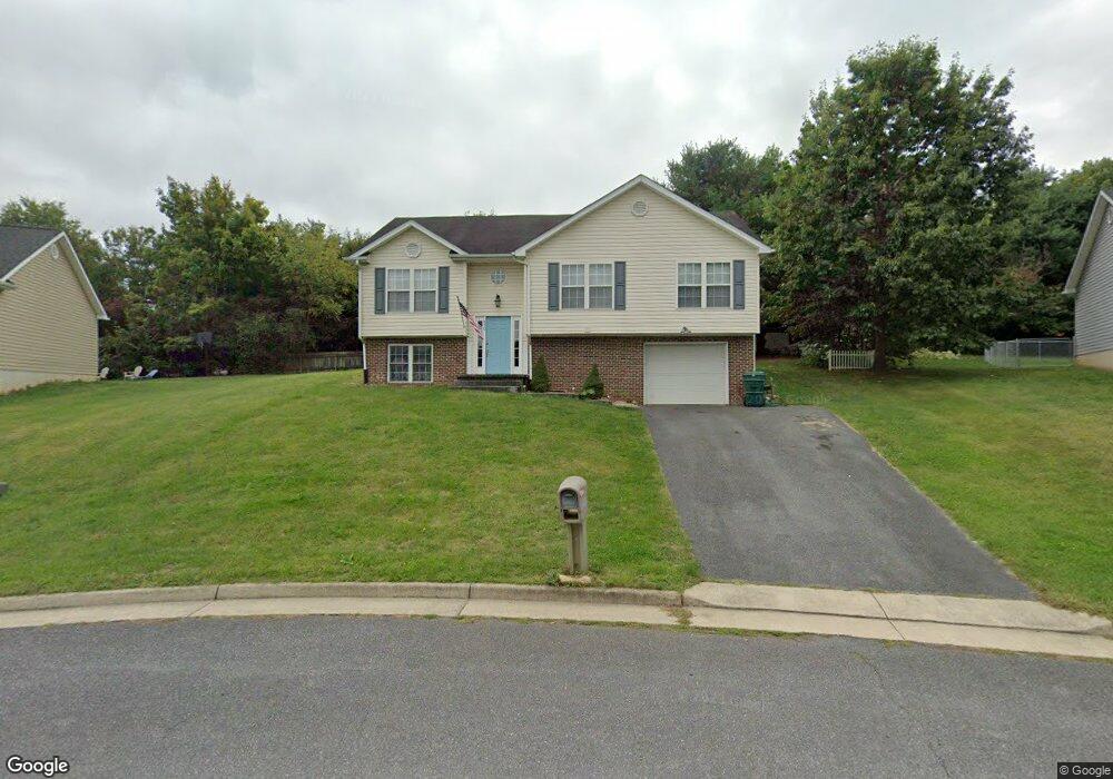 650 Edwardian Ln, Waynesboro, VA 22980 - photo 1