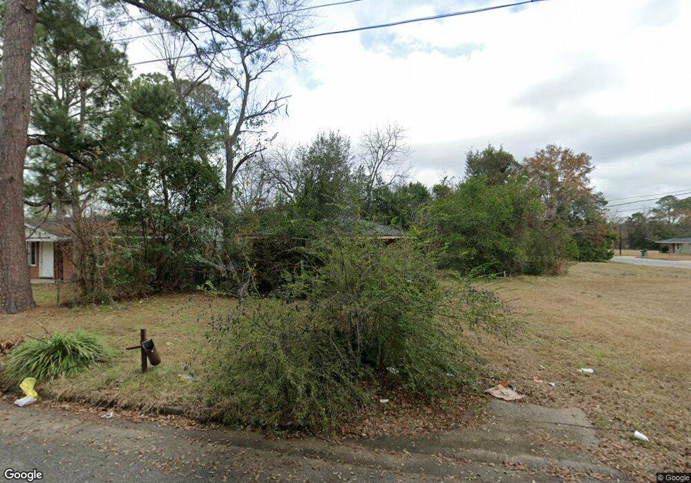 303 Gaines Ave, Albany, GA 31701 - photo 1