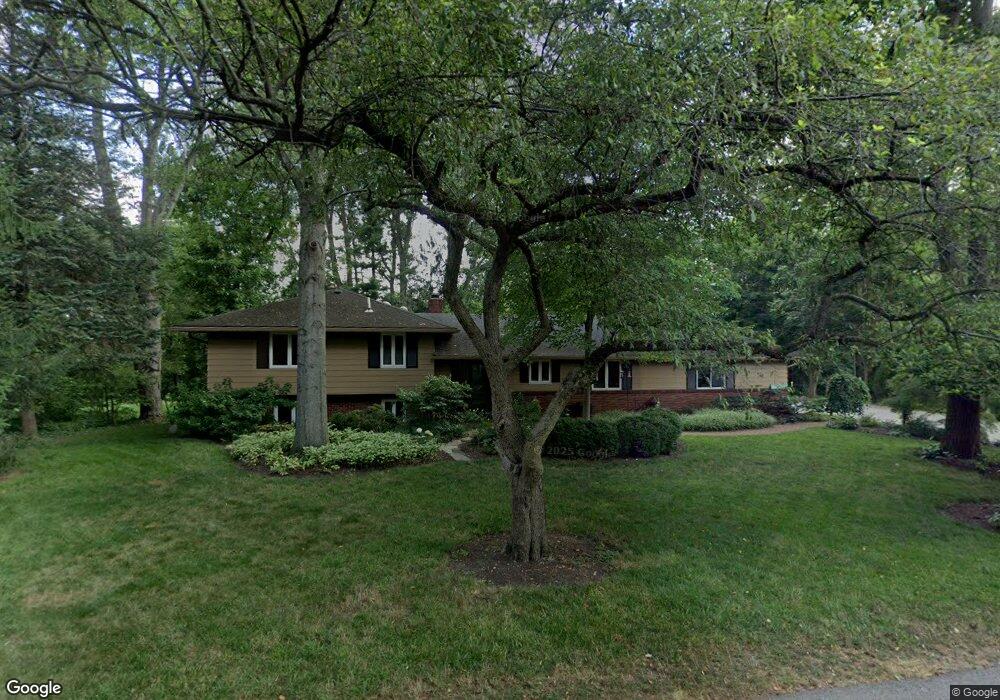 1288 Southport Cir, Columbus, OH 43235 - photo 1