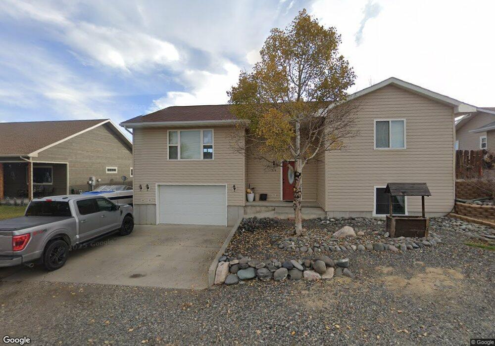 228 Robert St, Cody, WY 82414 - photo 1