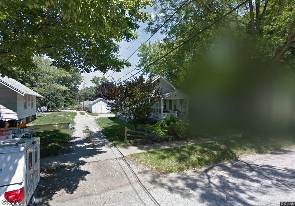 1010 M Ave NW, Cedar Rapids, IA 52405 - photo 1