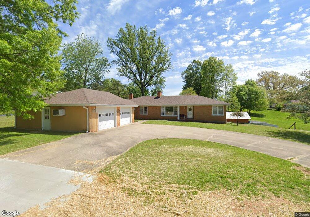 335 N Harrison Dr, Corydon, IN 47112 - photo 1