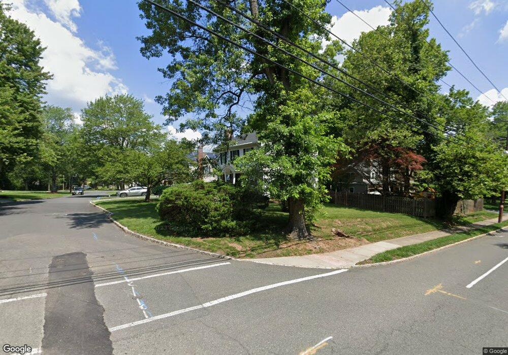 5 River Bend Rd, Berkeley Heights, NJ 07922 - photo 1