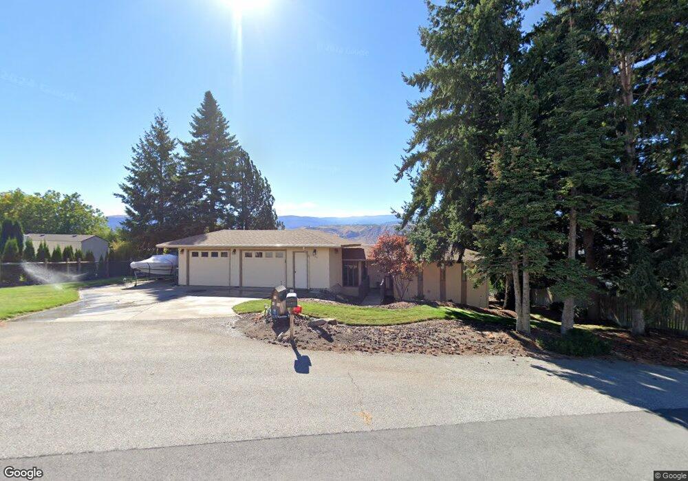 1850 10th St NE, East Wenatchee, WA 98802 - photo 1