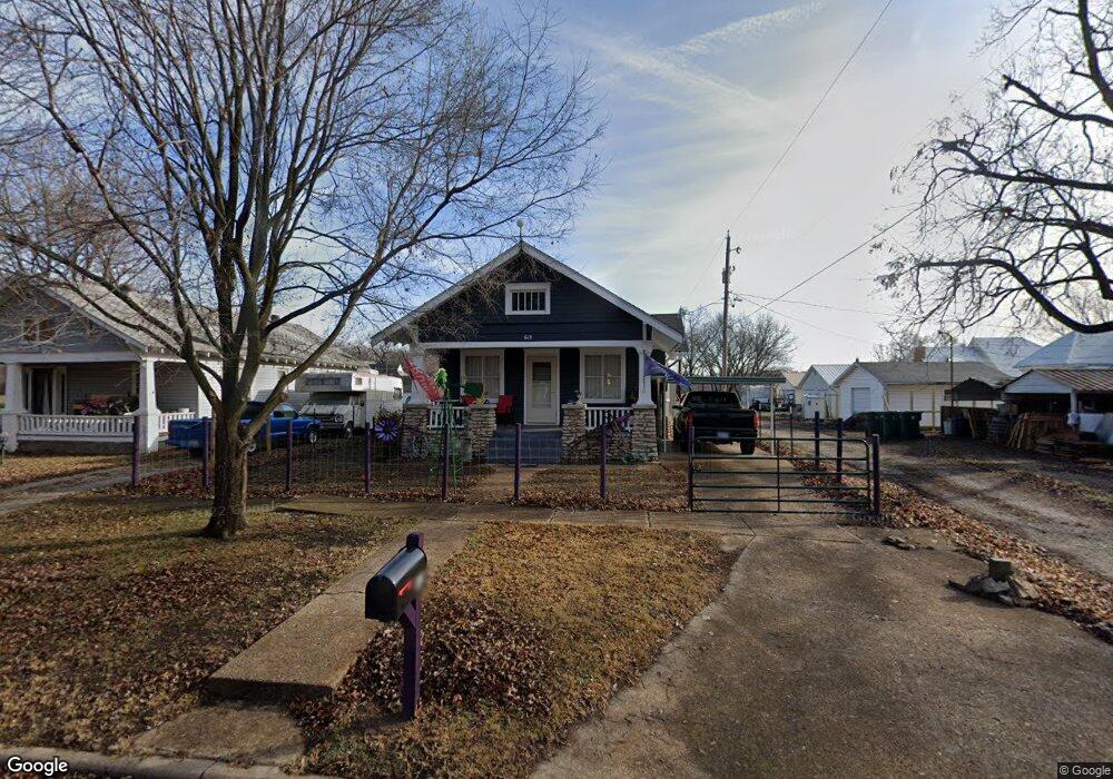 613 N 13th St, Parsons, KS 67357 - photo 1