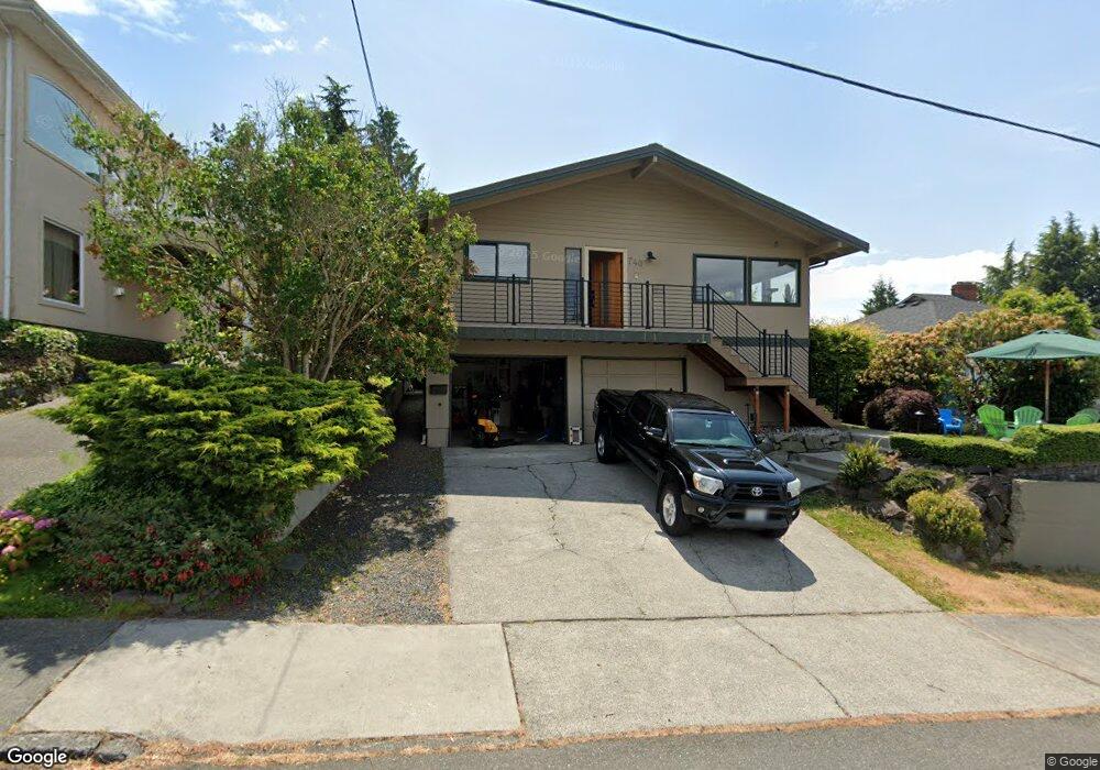740 Maple St, Edmonds, WA 98020 - photo 1