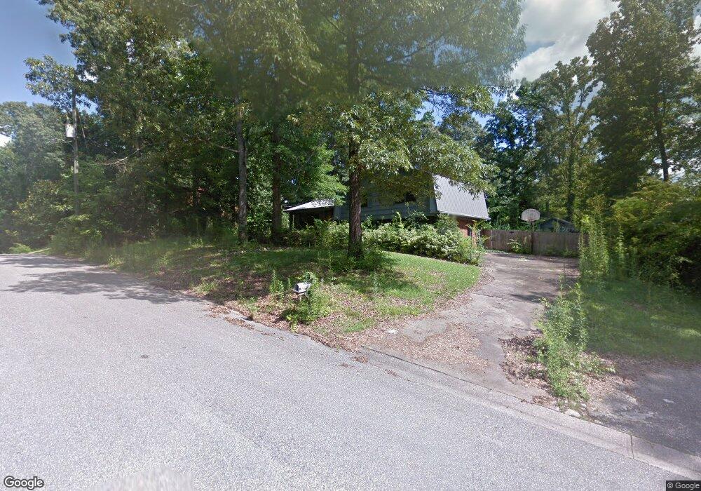 1825 Mohawk Dr, Alabaster, AL 35007 - photo 1