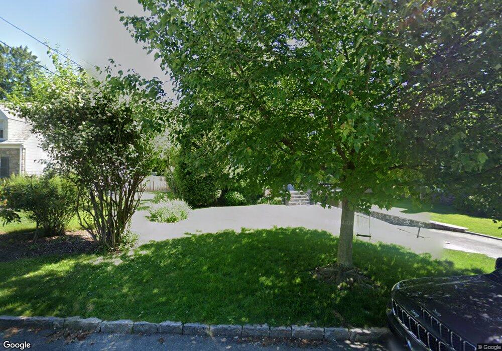 52 Sheldrake Ave, Larchmont, NY 10538 - photo 1