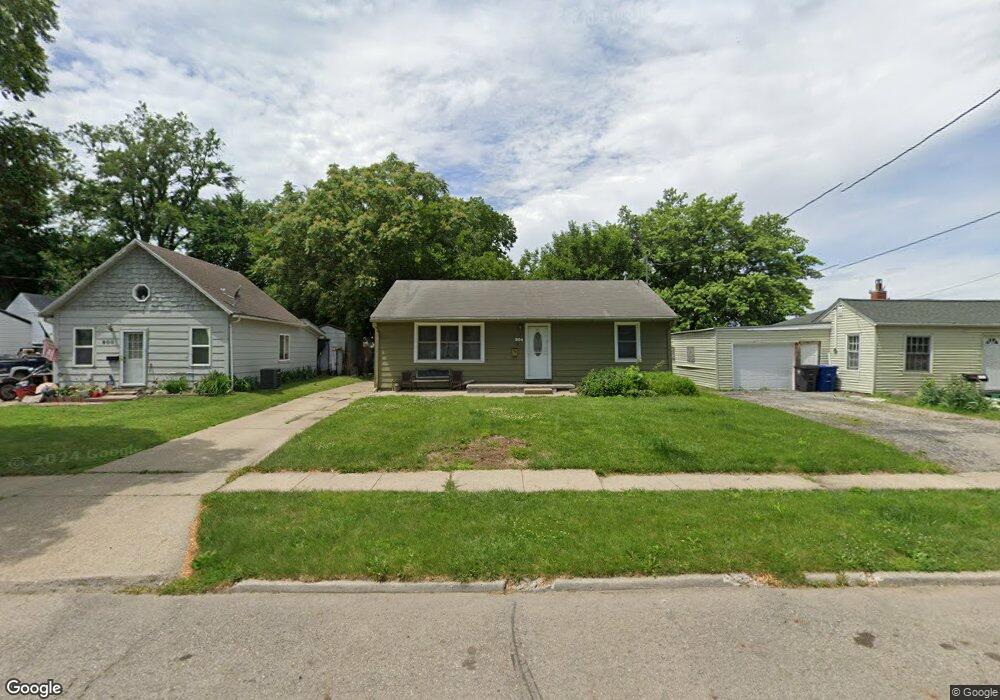 904 E 27th Ct, Des Moines, IA 50317 - photo 1