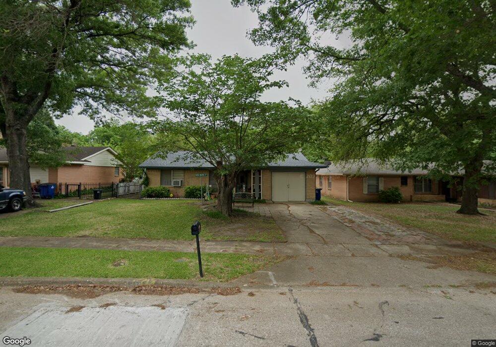 577 Lakeshore Dr, Ennis, TX 75119 - photo 1