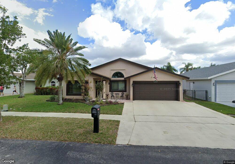 1540 SW 100th Terrace, Davie, FL 33324 - photo 1